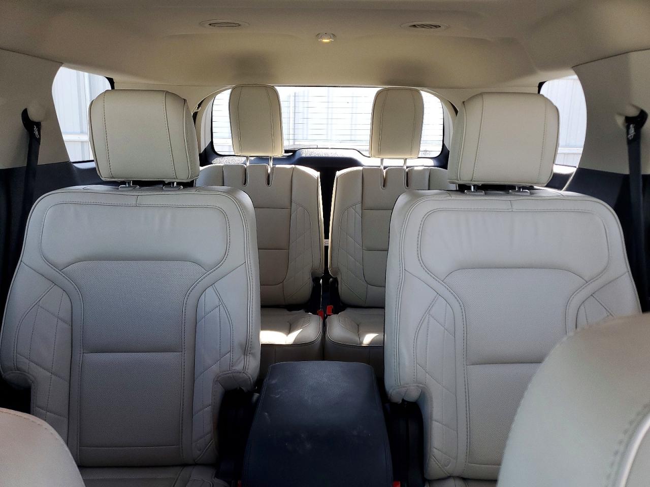 Ford Explorer Platinum