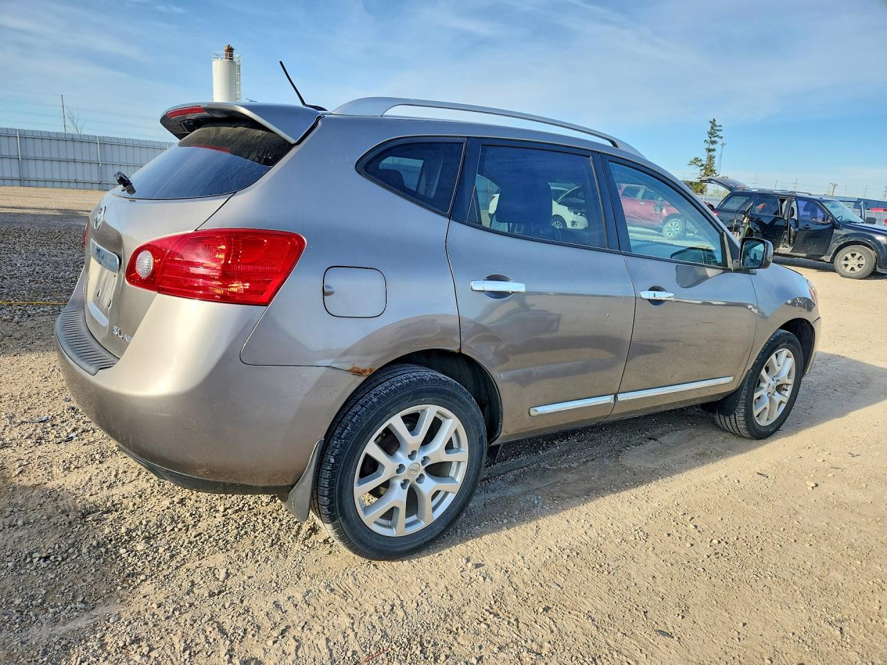 Nissan Rogue S