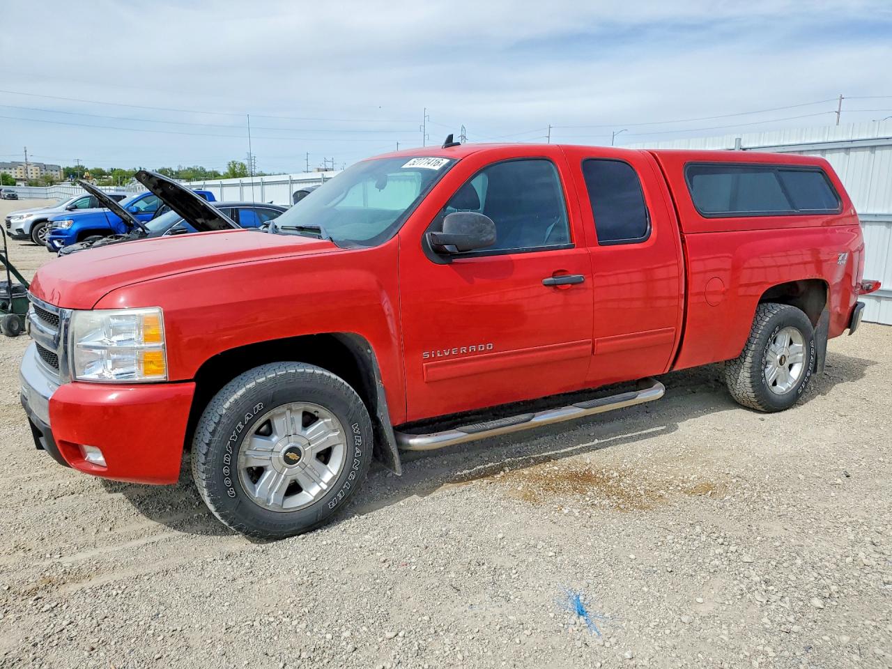 Salvage Chevrolet Silverado Image
