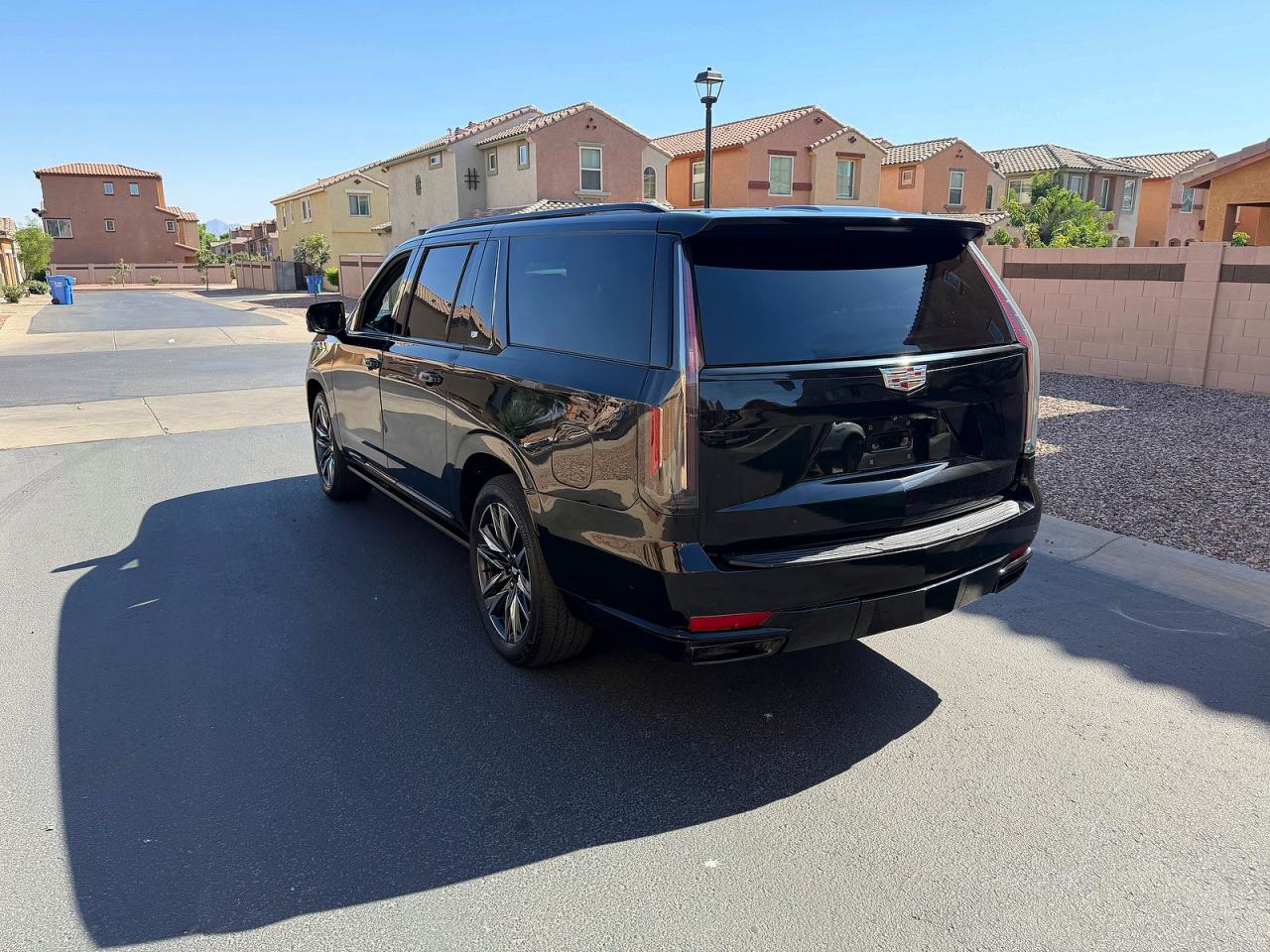 Cadillac Escalade Esv Sport Platinum