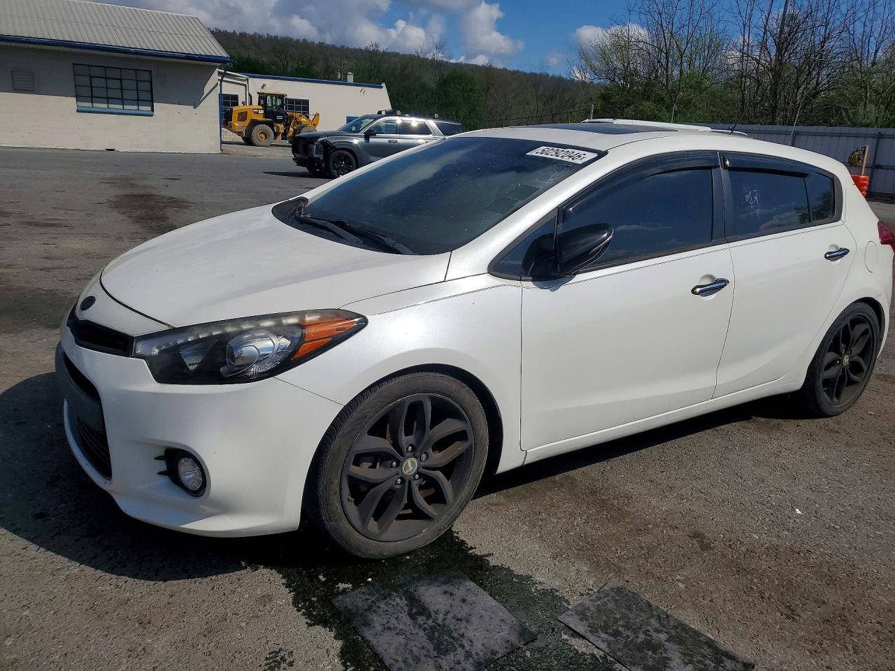 Salvage Kia Forte Image