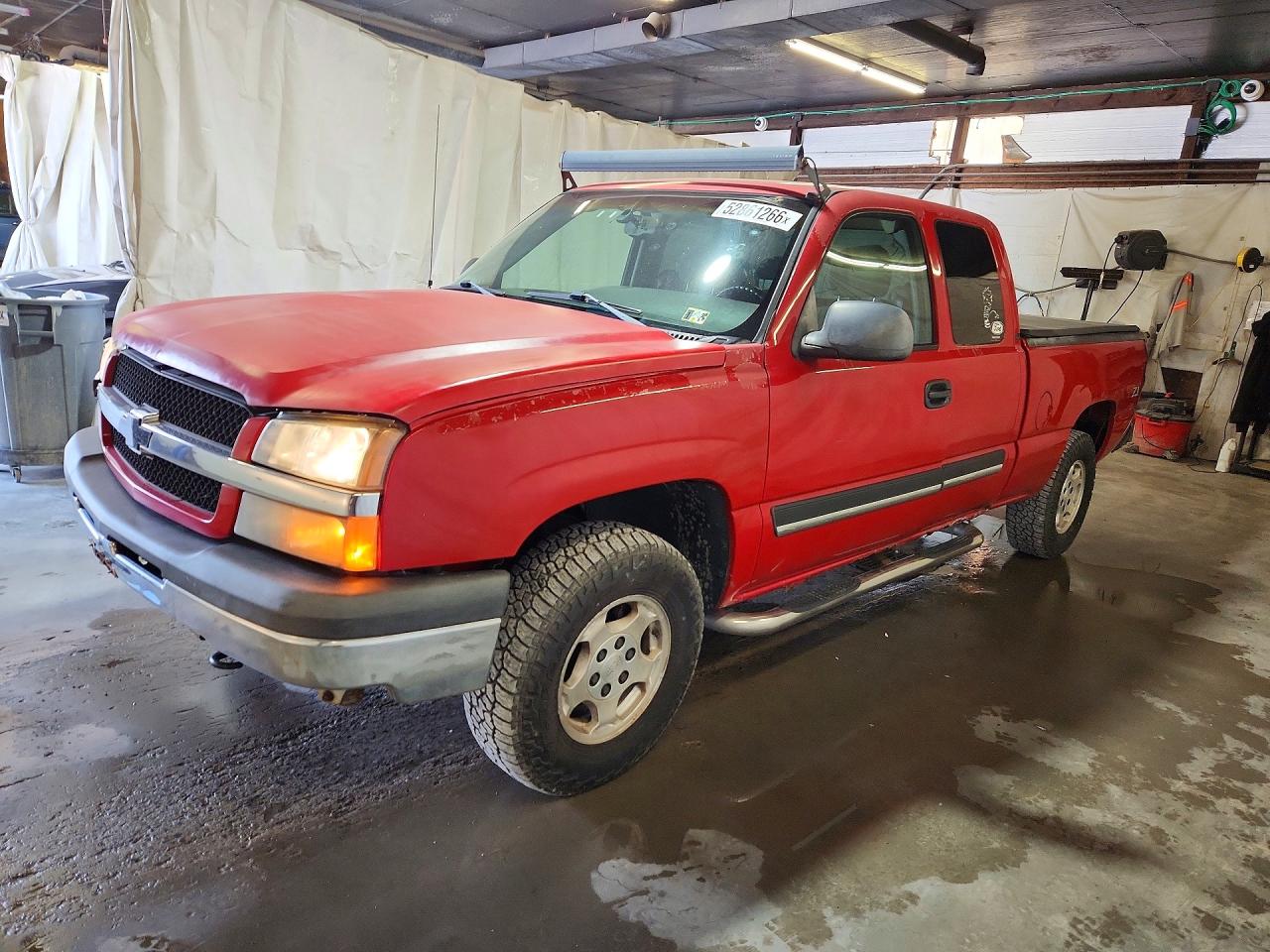 Salvage Chevrolet Silverado Image