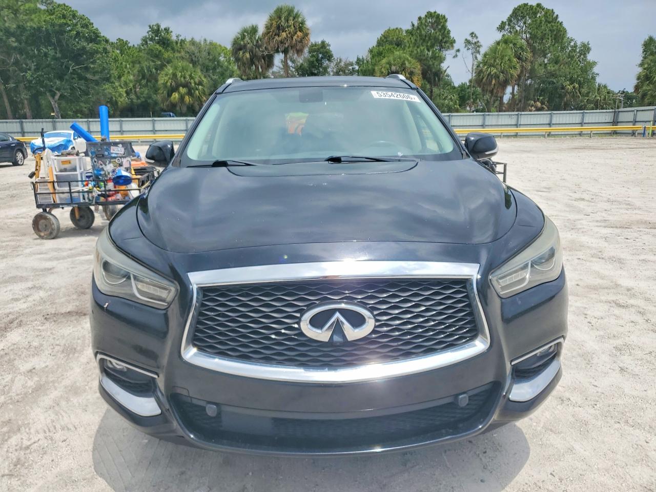 INFINITI Qx Base