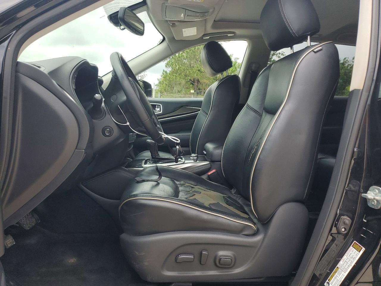 INFINITI Qx Base