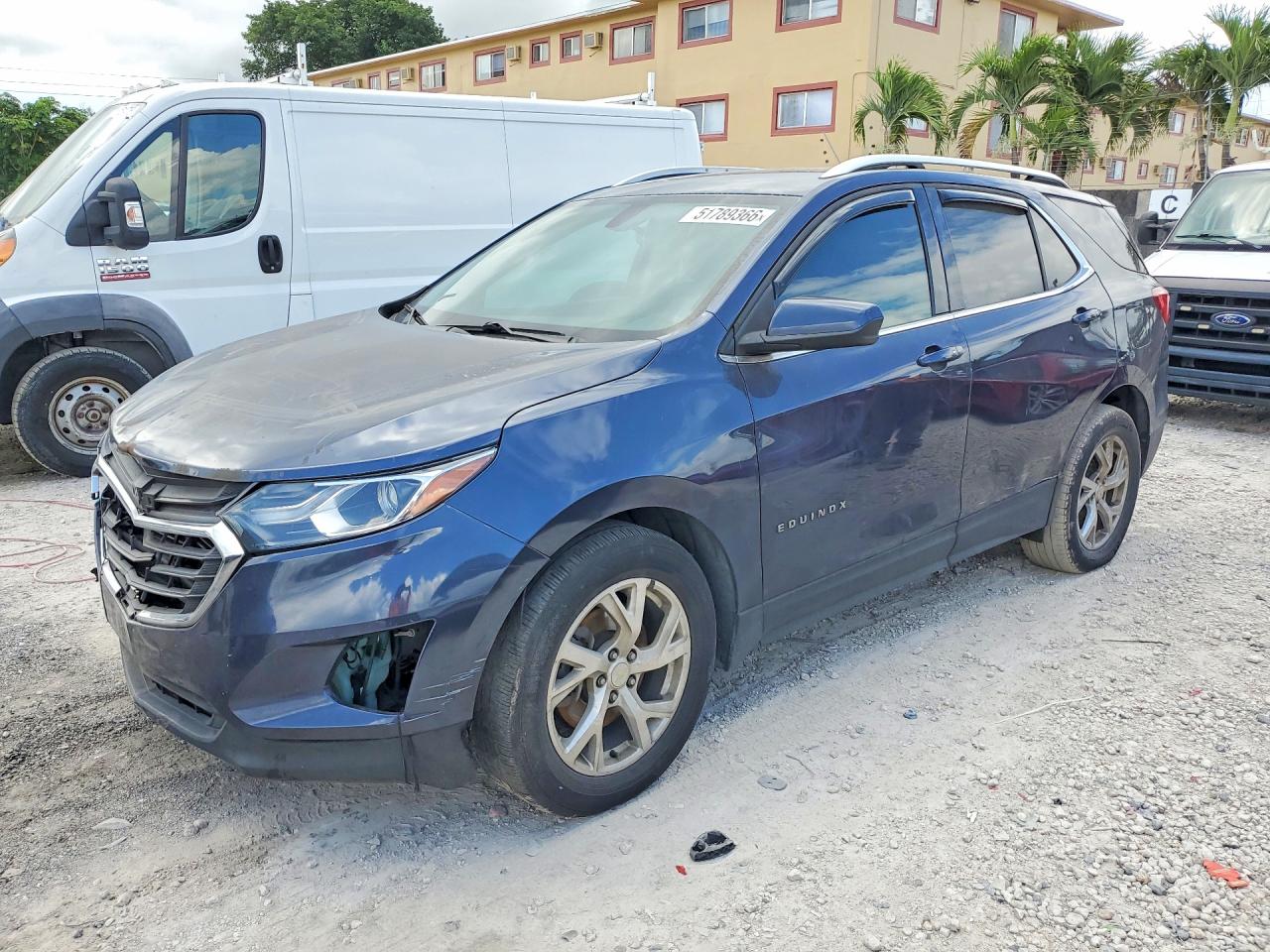 Salvage Chevrolet Equinox Image