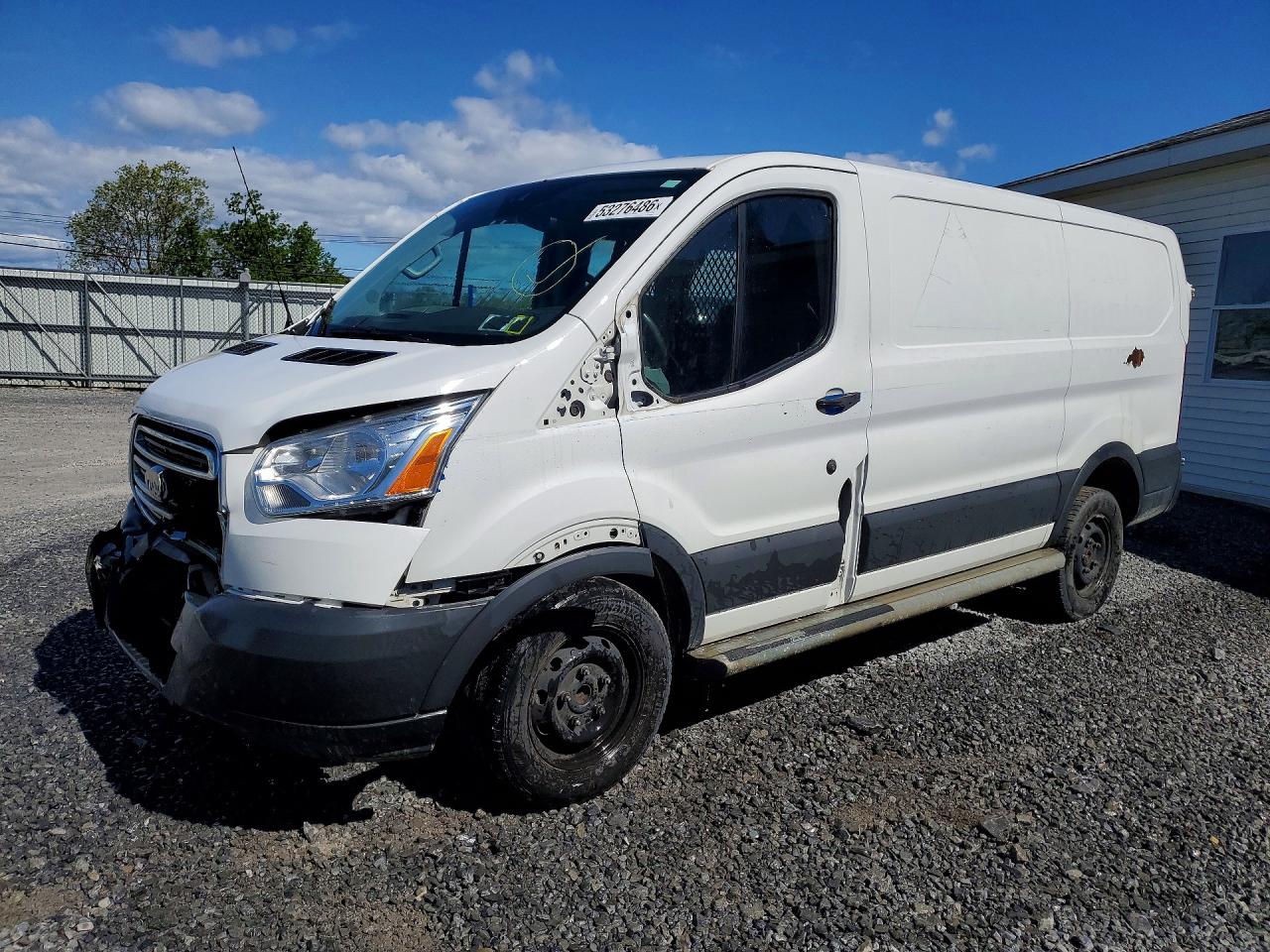 Salvage Ford Transit Image