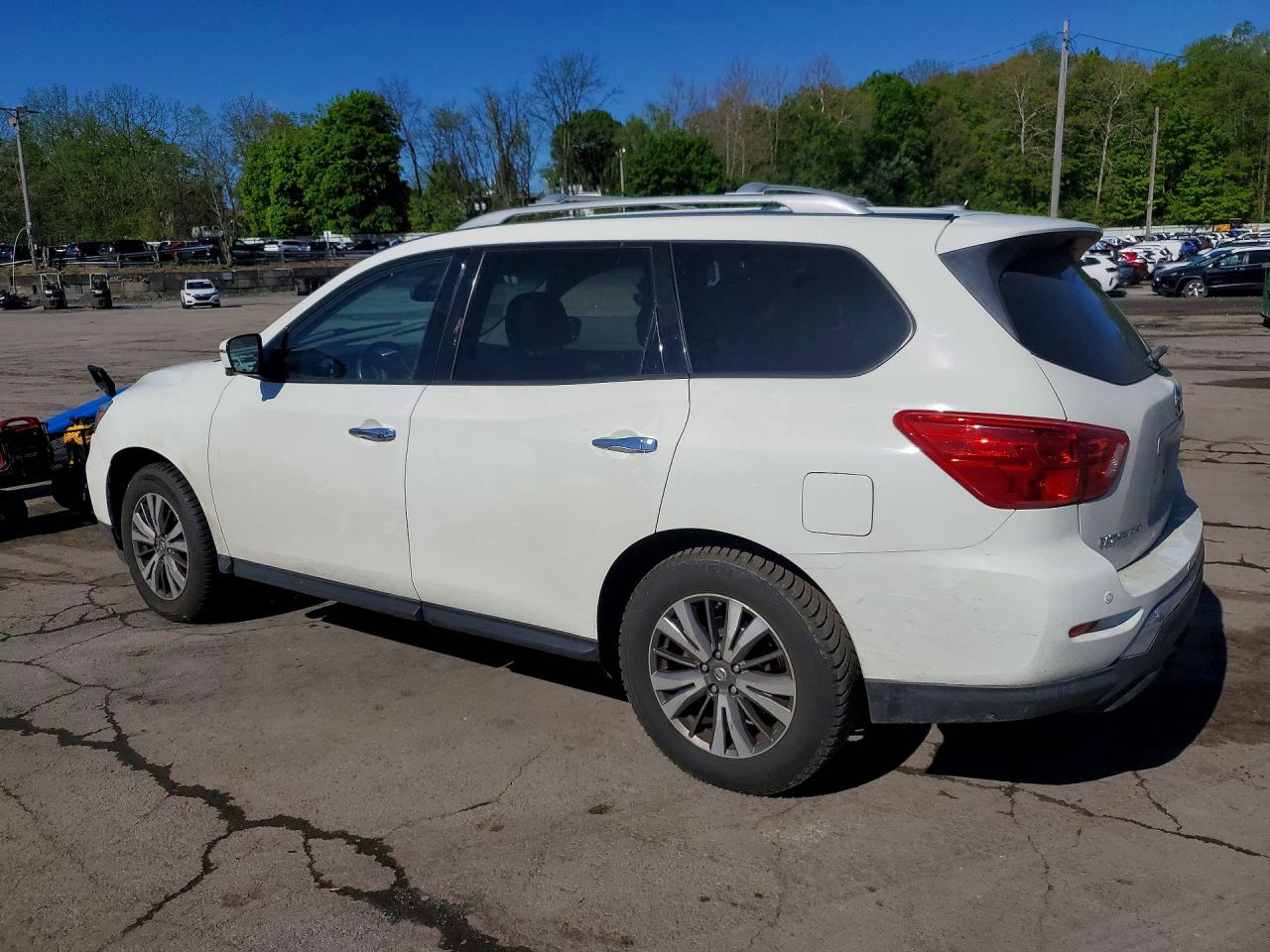 Nissan Pathfinder Sl