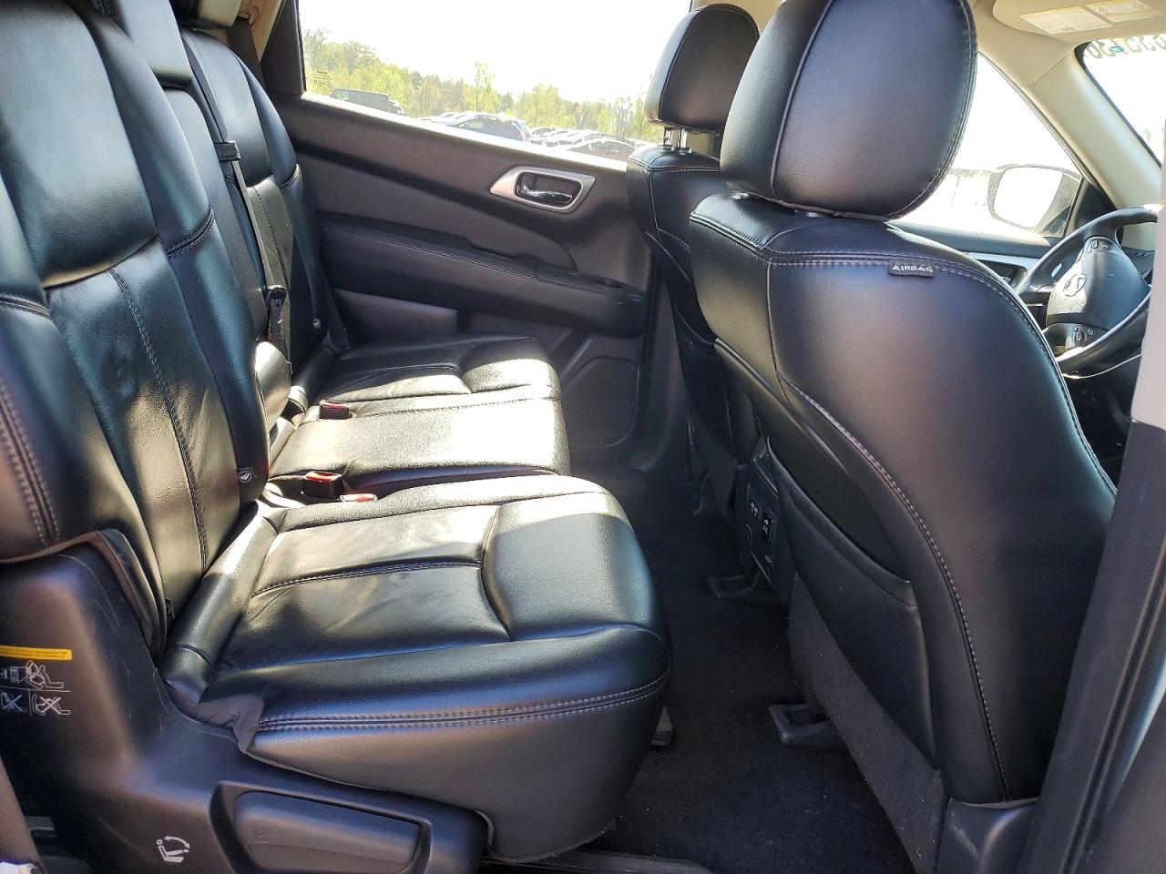 Nissan Pathfinder Sl