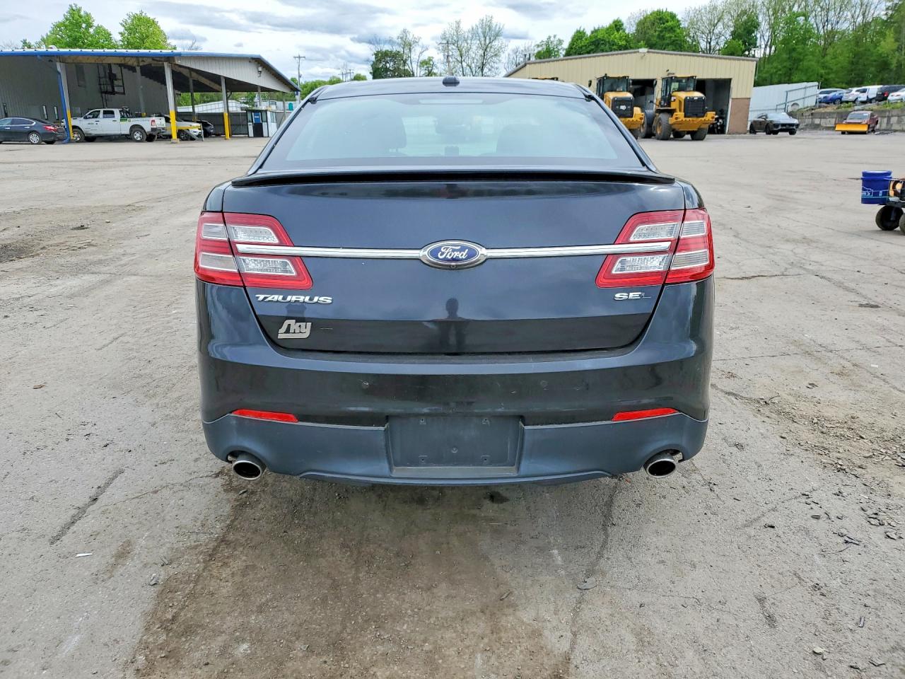 Ford Taurus Sel