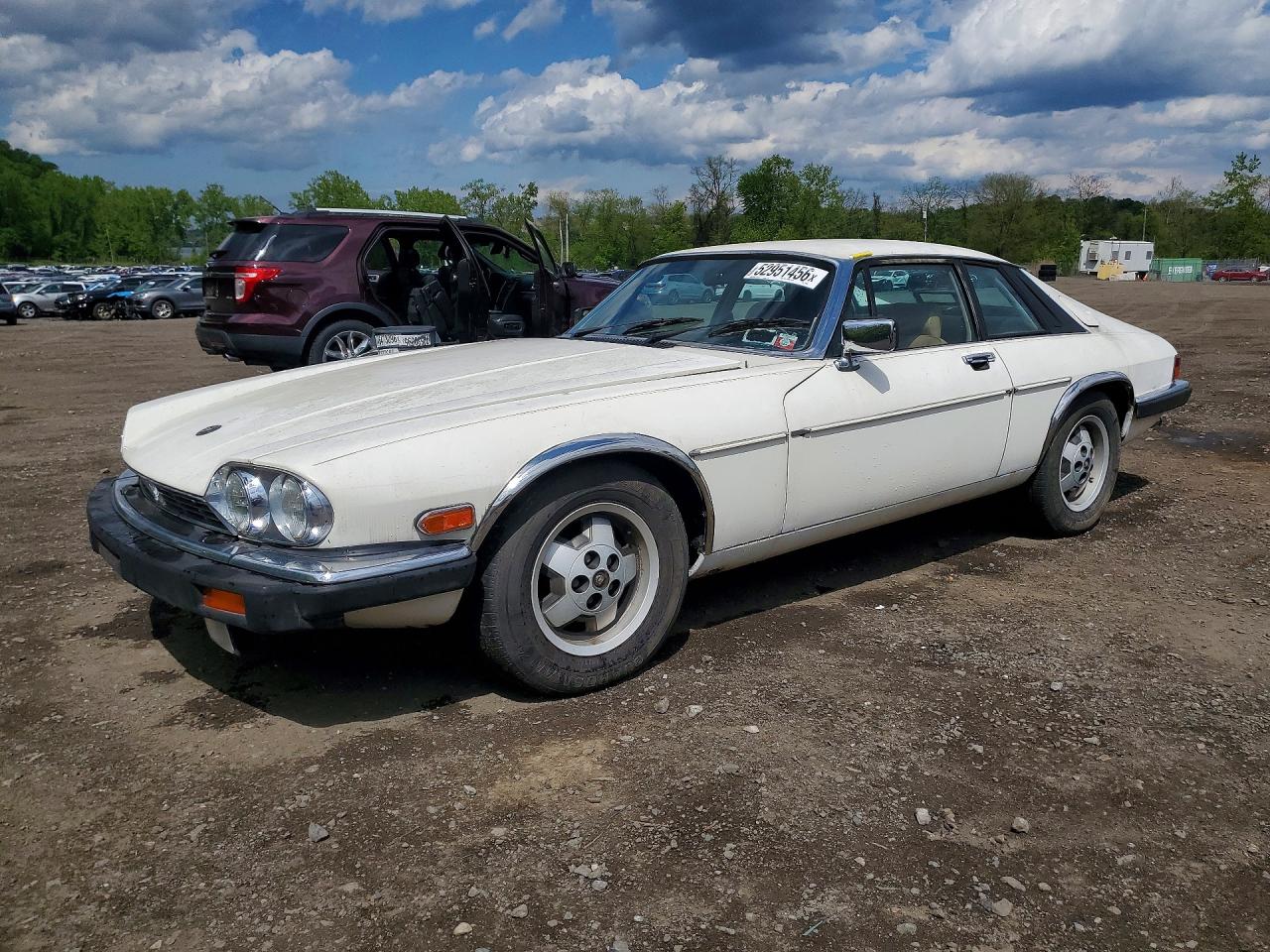 Salvage Jaguar Xjs Image