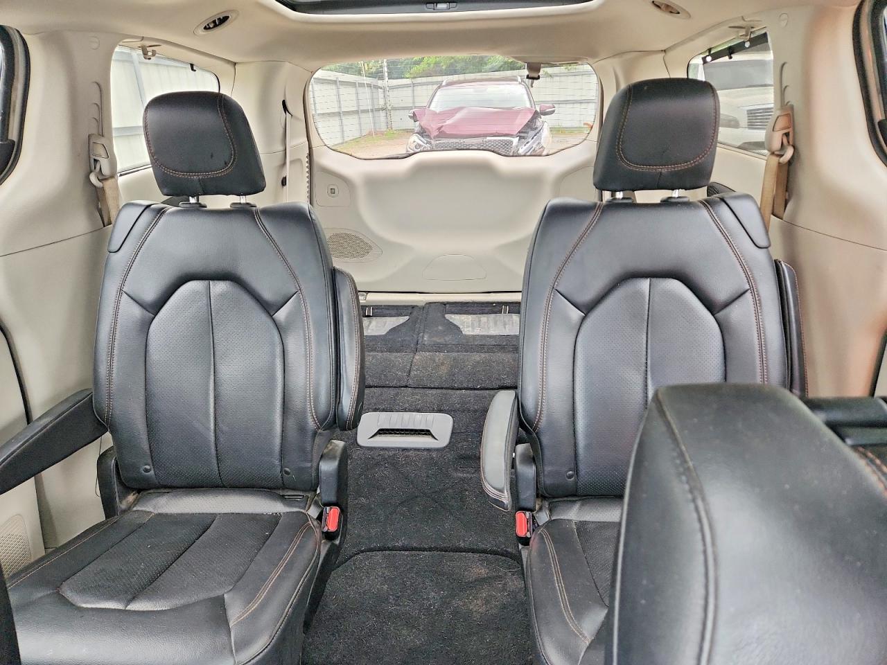 Chrysler Pacifica Touring L Plus
