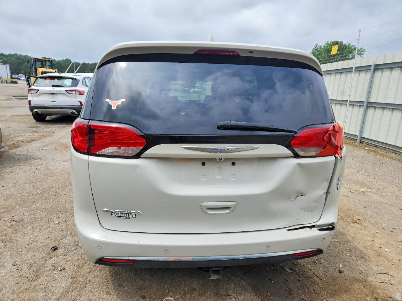 Chrysler Pacifica Touring L Plus