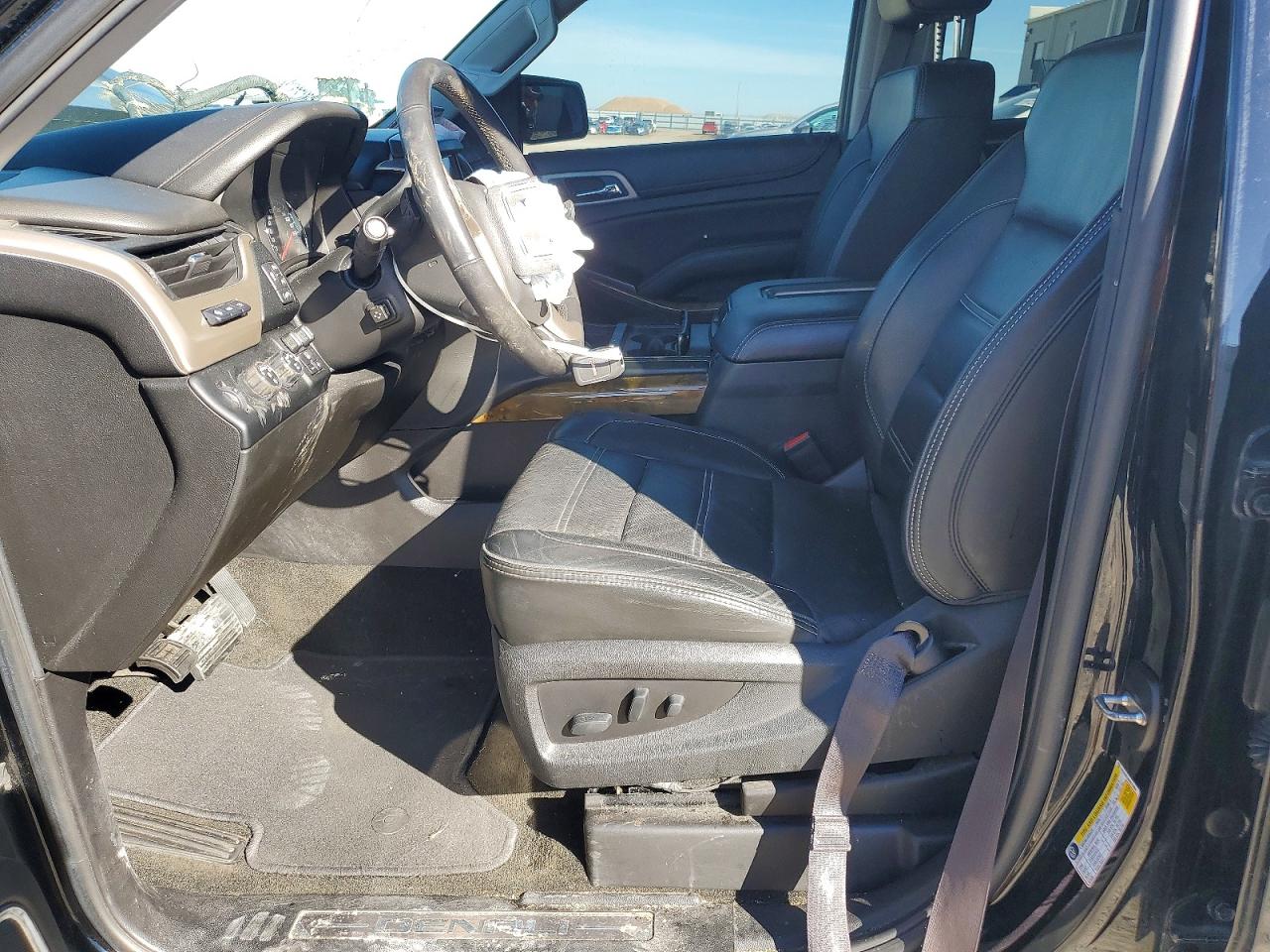 GMC Yukon Denali