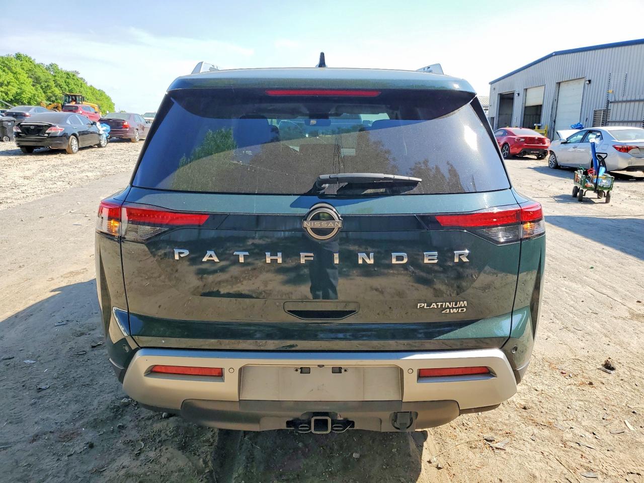 Nissan Pathfinder Platinum