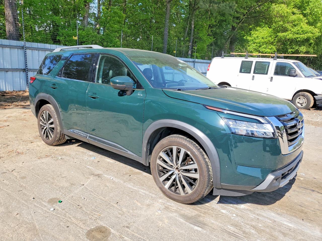 Nissan Pathfinder Platinum