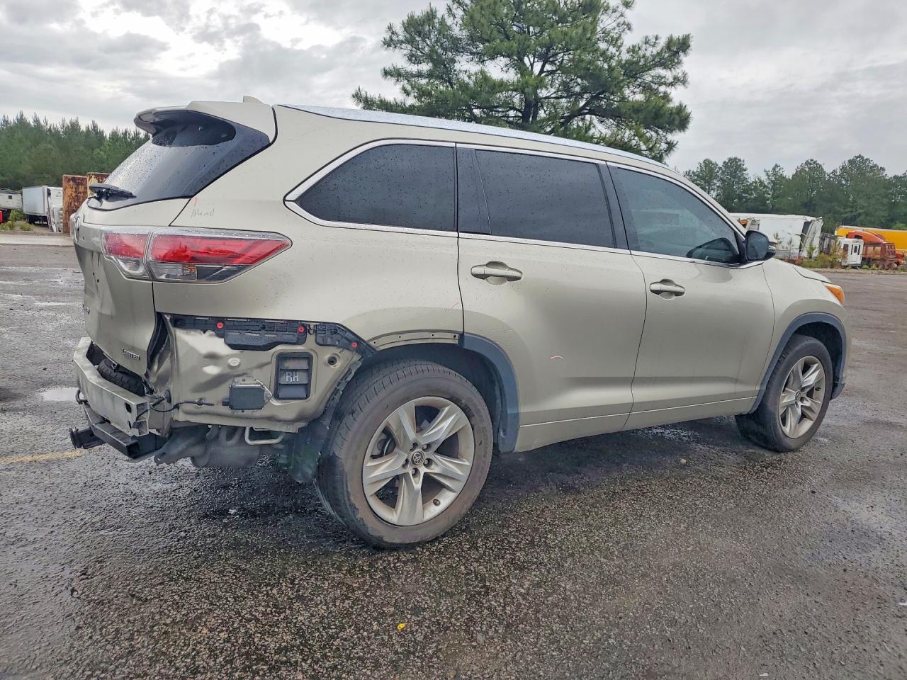 Toyota Highlander Limited Platinum