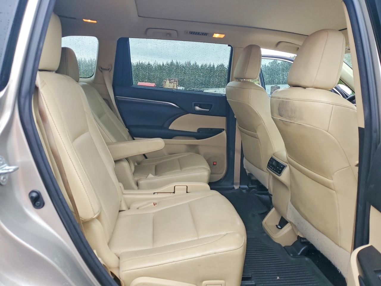 Toyota Highlander Limited Platinum