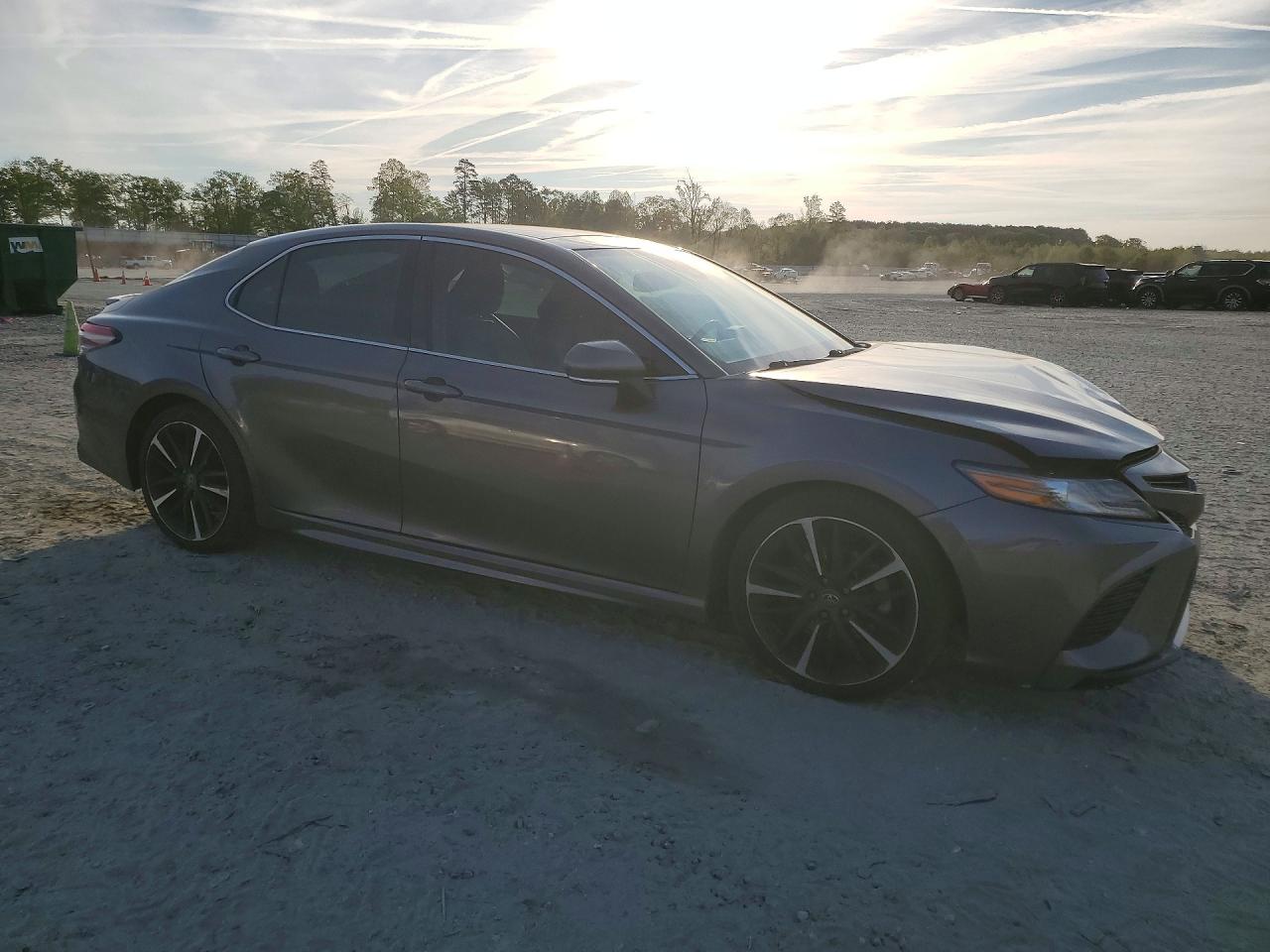 Toyota Camry Xse V6
