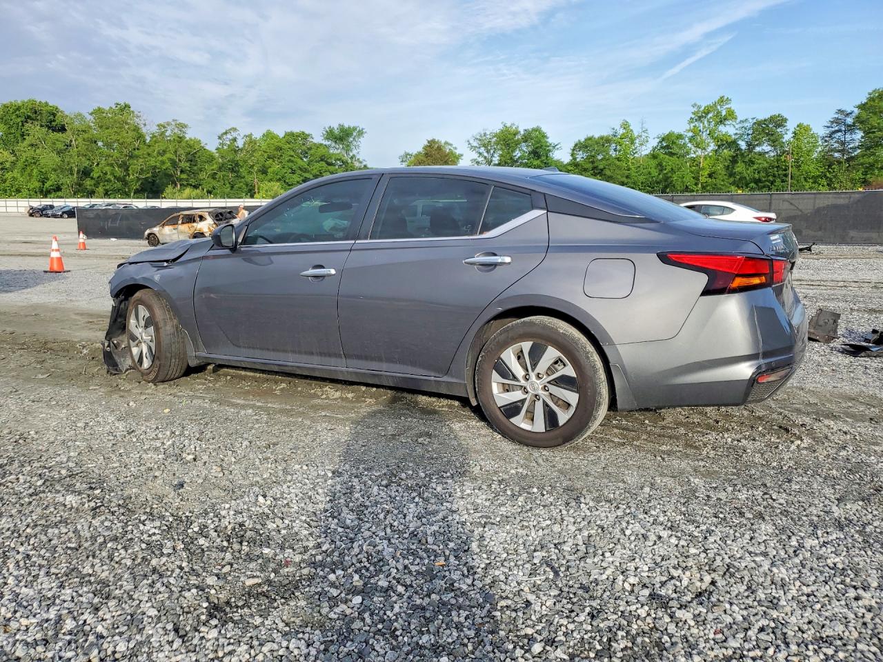Nissan Altima S