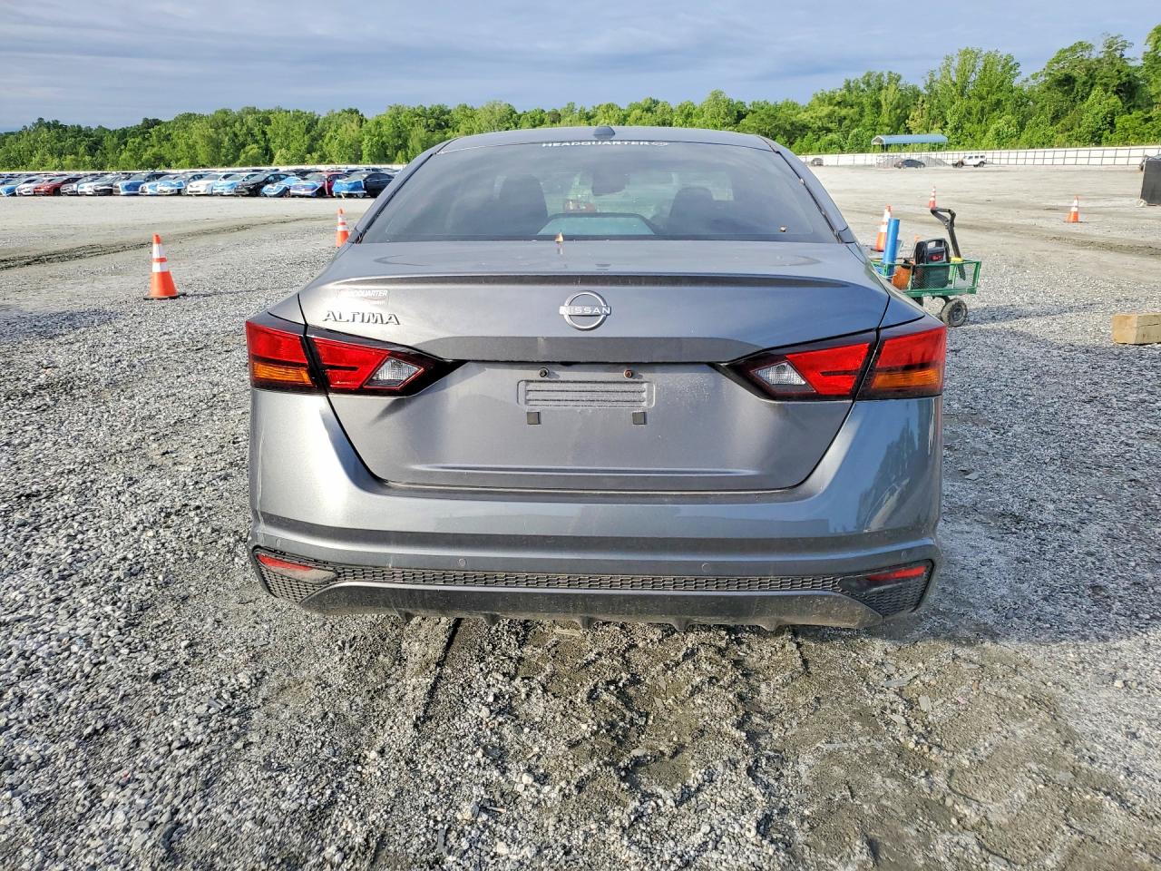 Nissan Altima S
