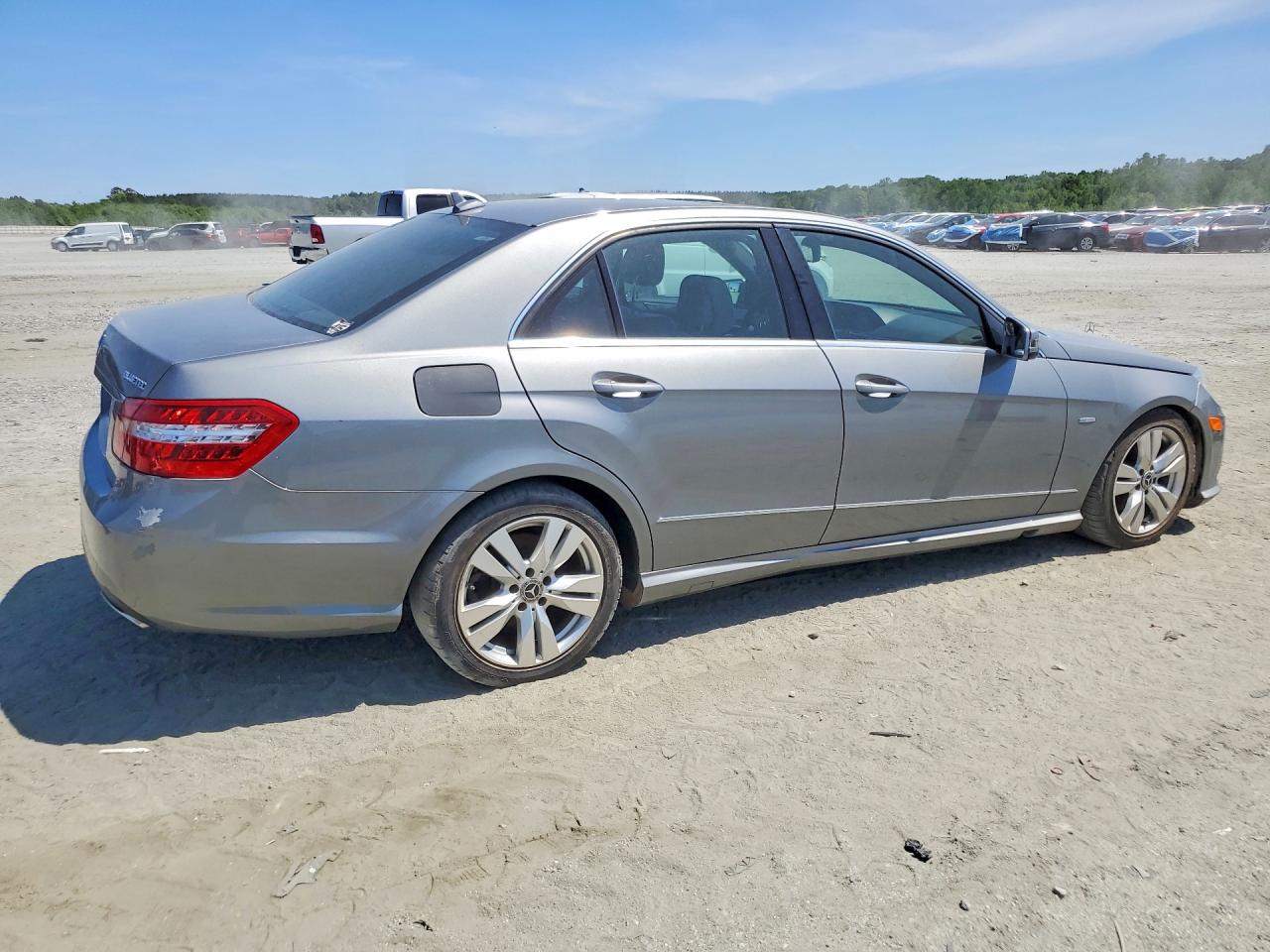 Mercedes-Benz E-Class 350 Bluetec