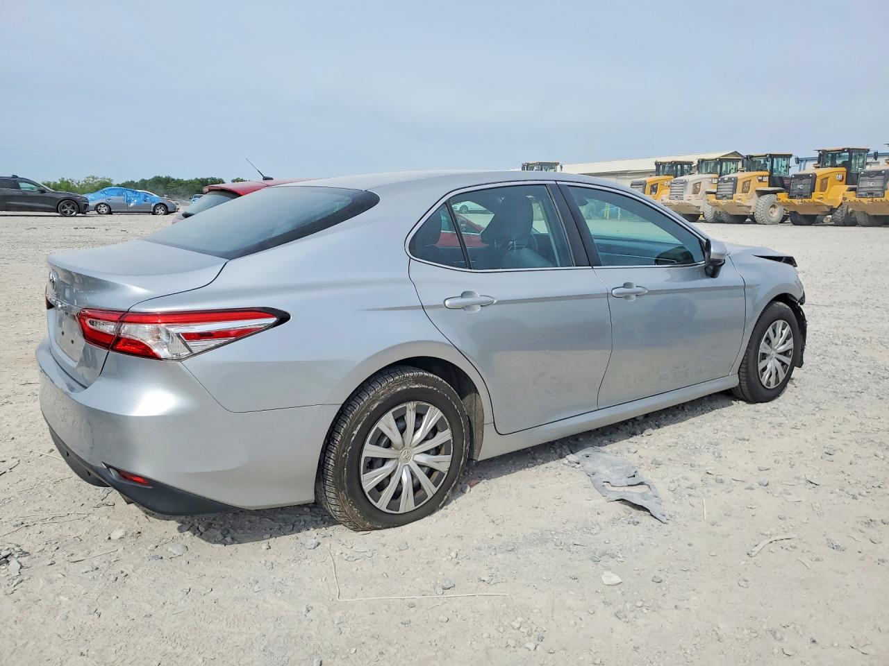 Toyota Camry L