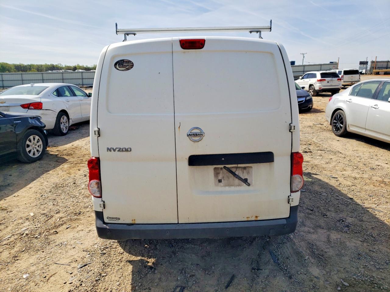 Nissan Nv