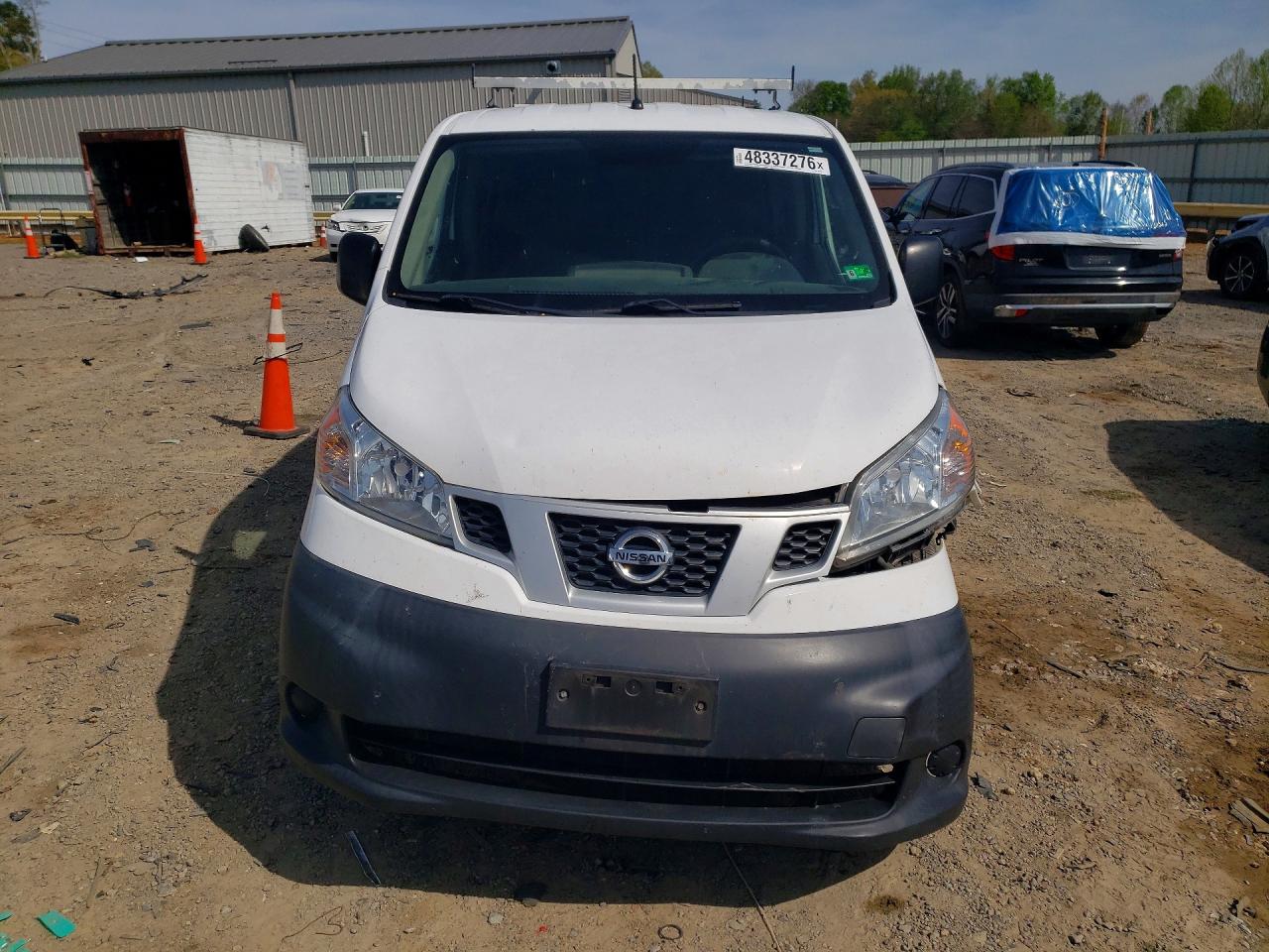 Nissan Nv