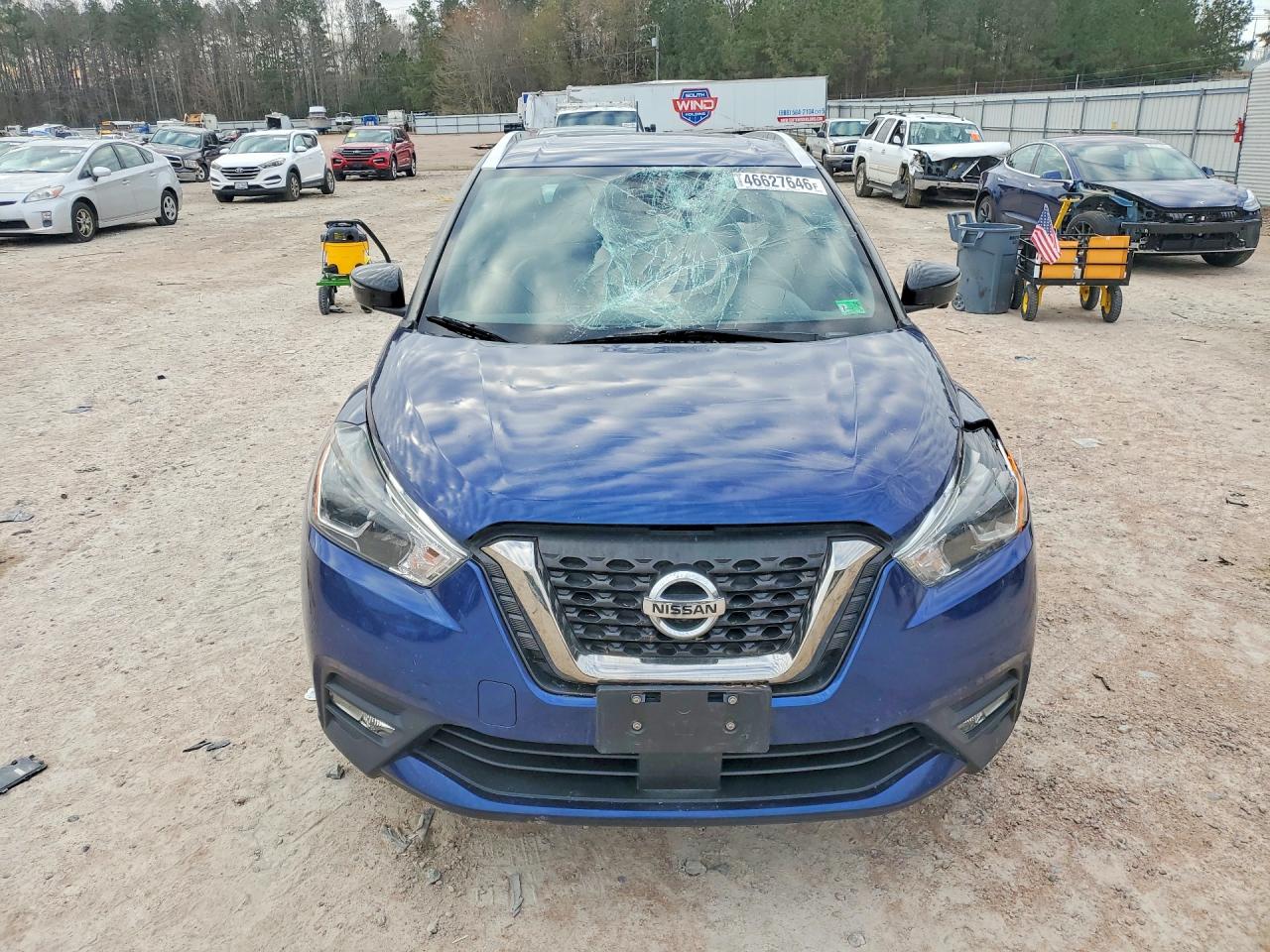 Nissan Kicks Sr