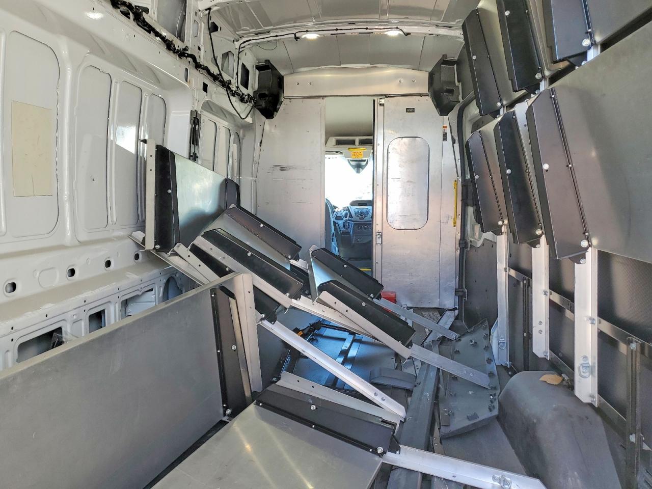 Ford Transit T-250
