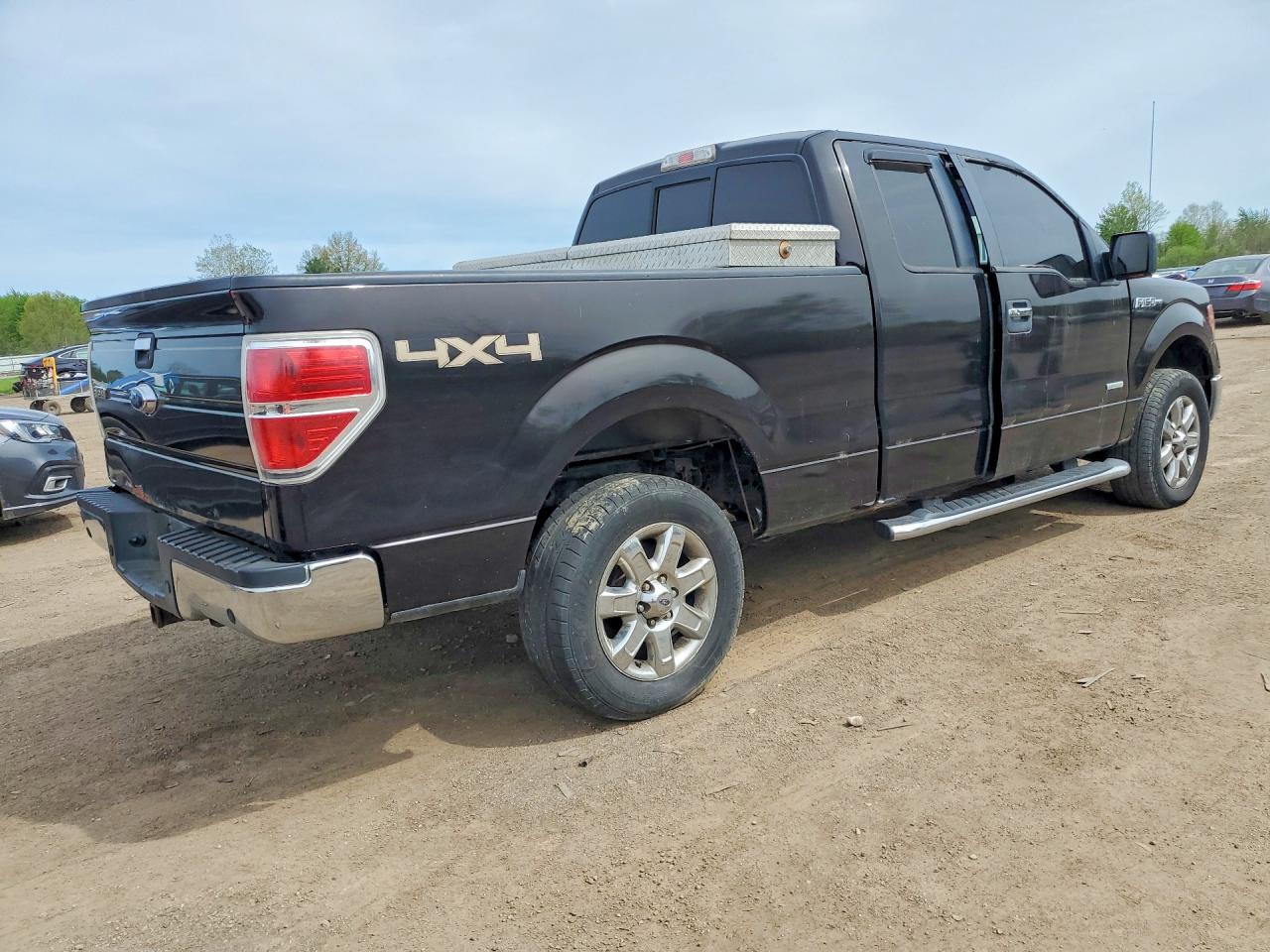 Ford F-150 Super Cab