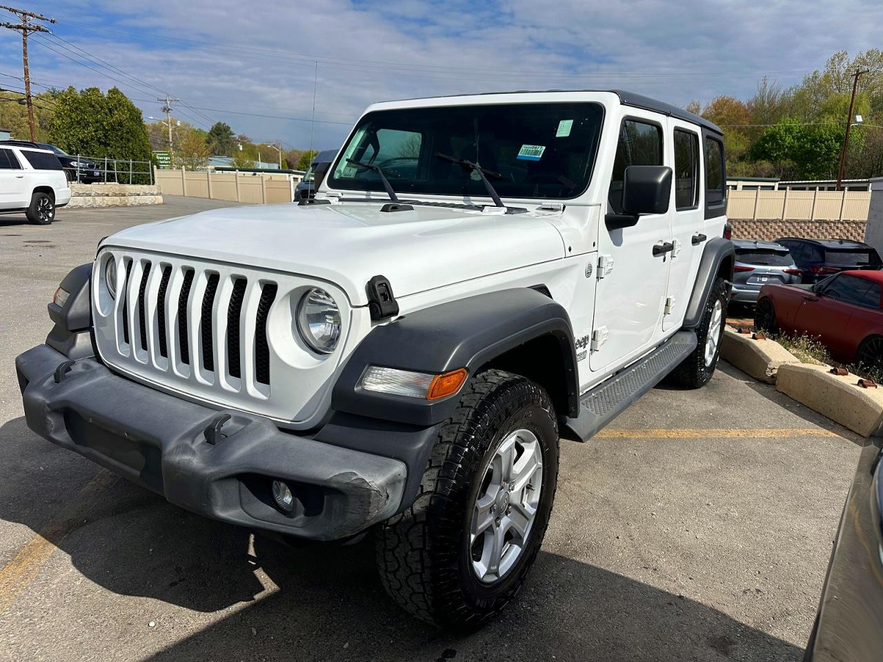 Salvage Jeep Wrangler Image