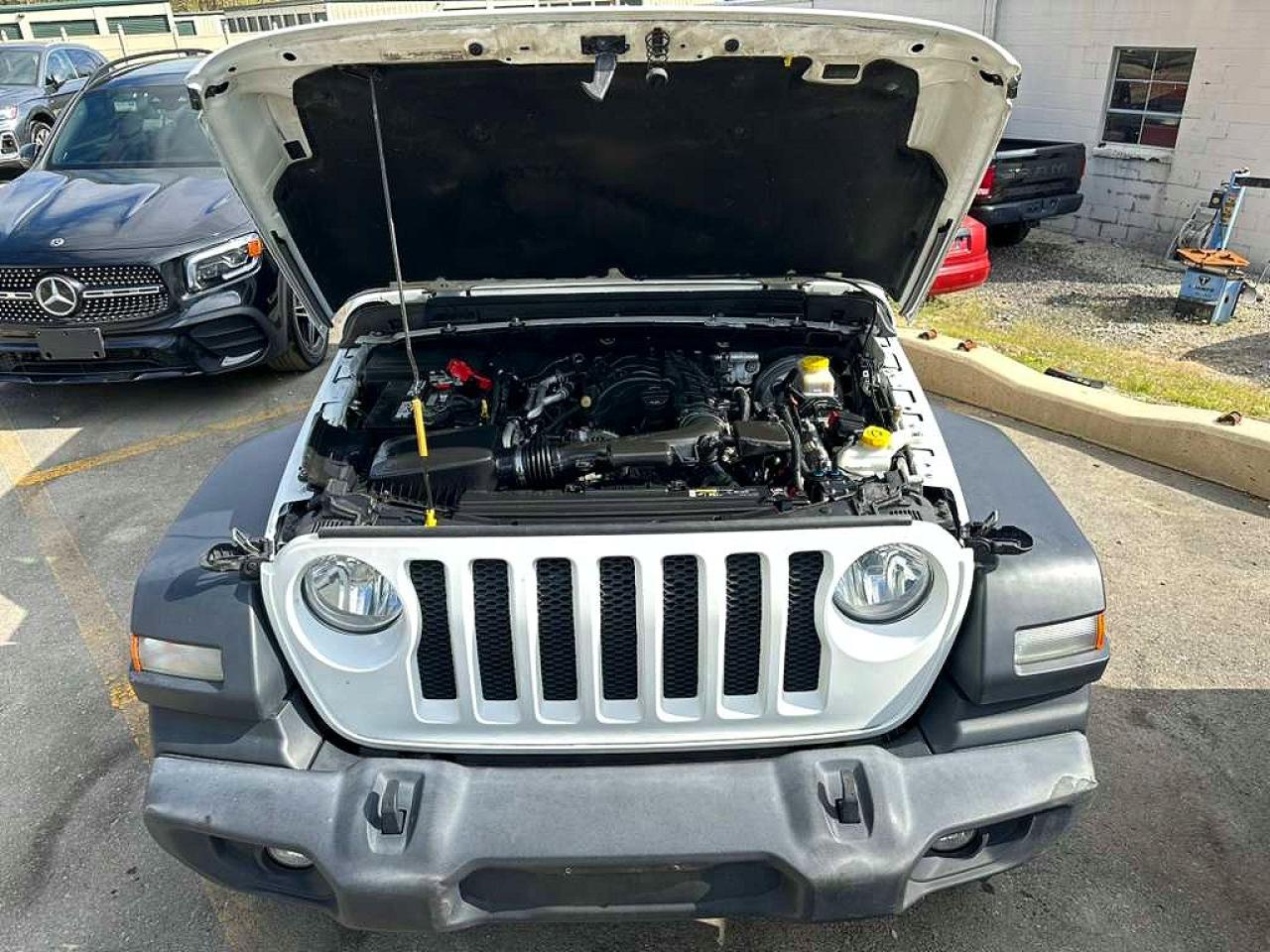 Jeep Wrangler Sport