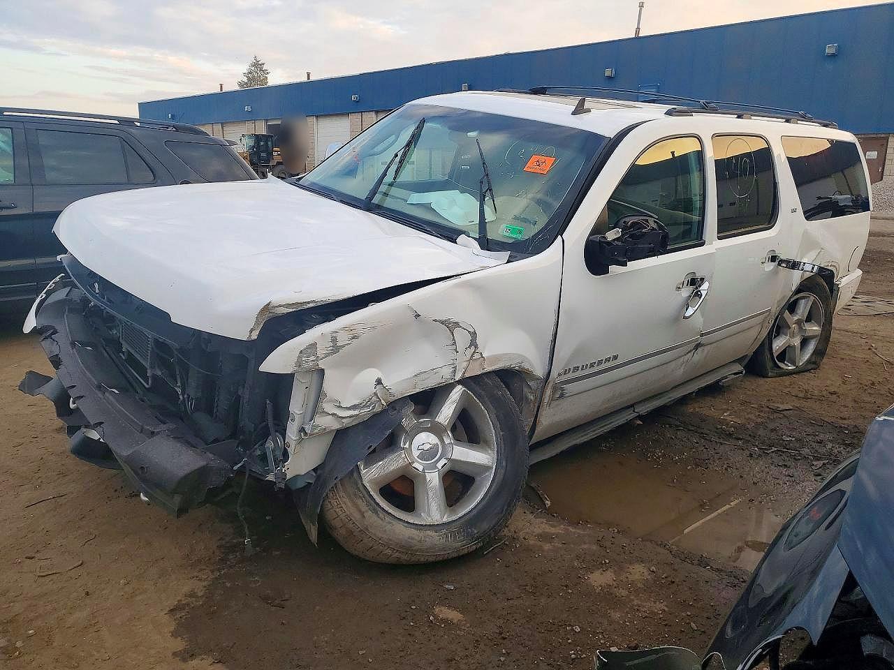 Salvage Chevrolet Suburban Image