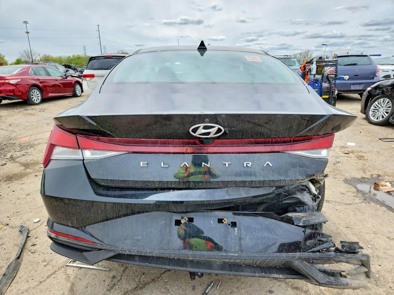 Hyundai ELANTRA Sel