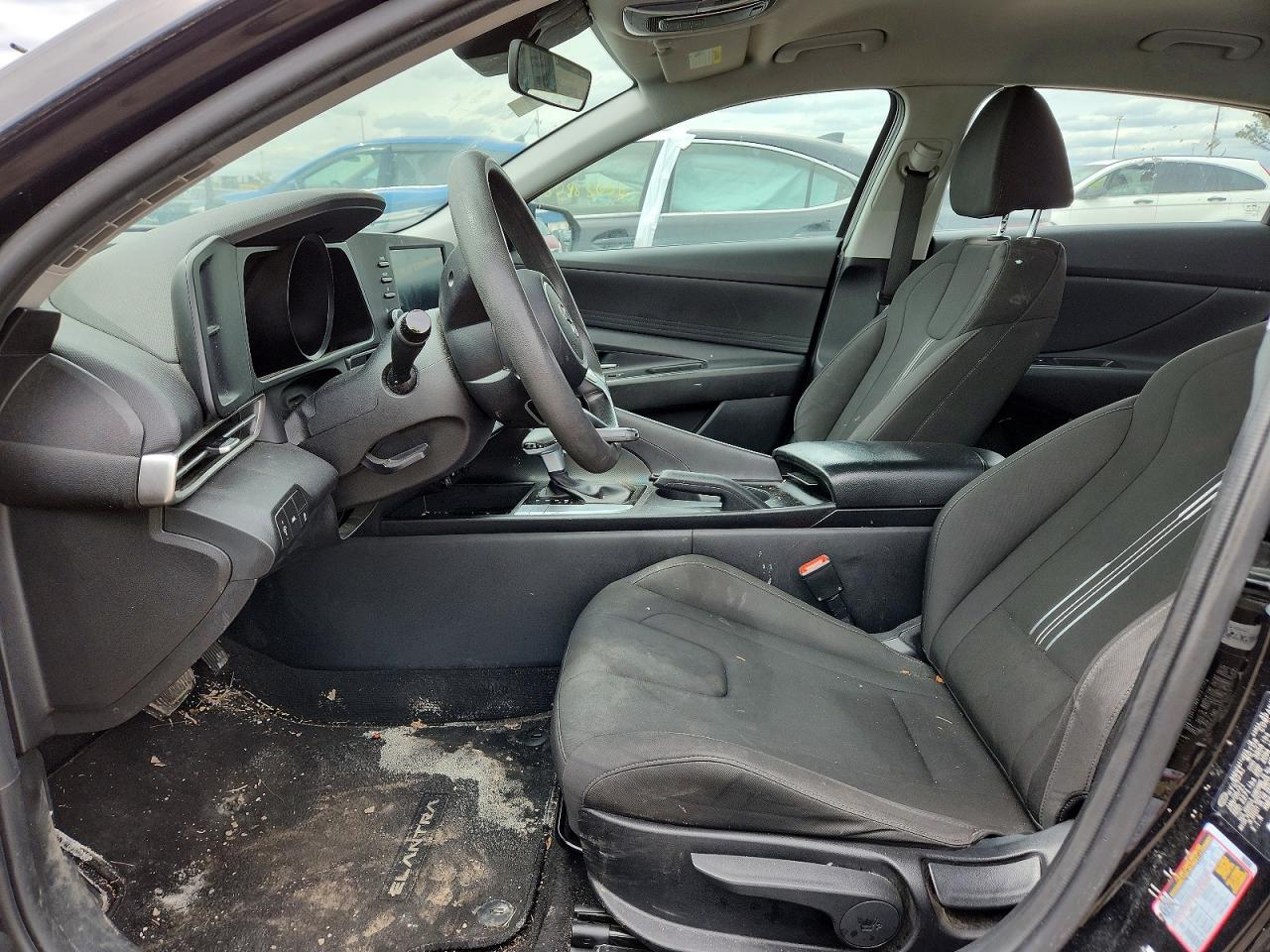 Hyundai ELANTRA Sel