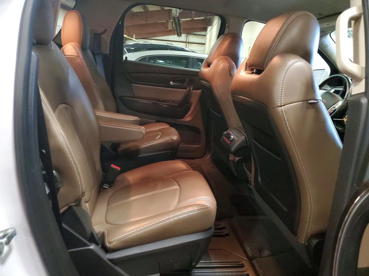 GMC Acadia Slt-1