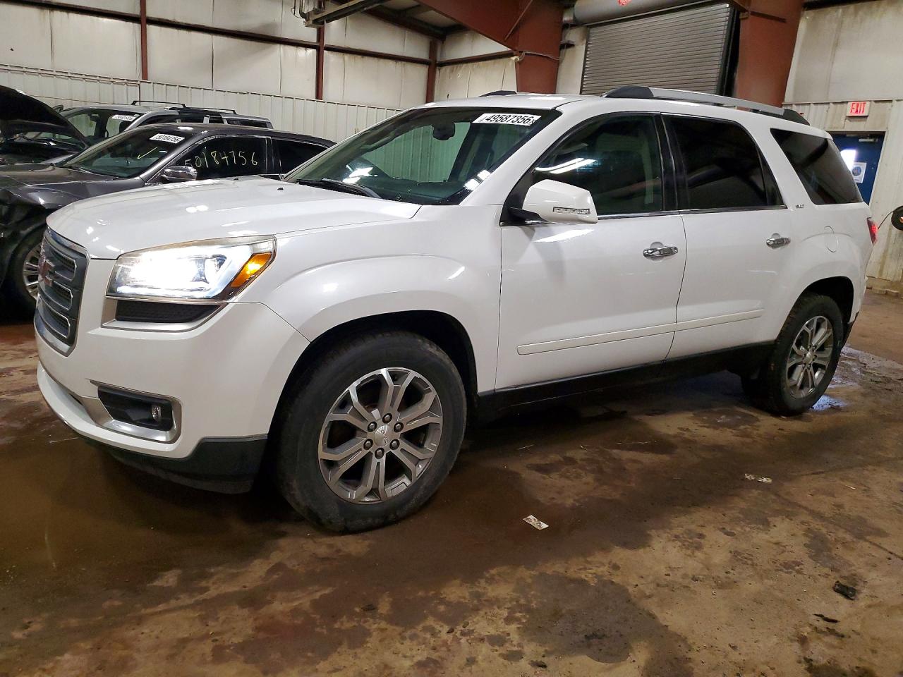 Salvage GMC Acadia Image