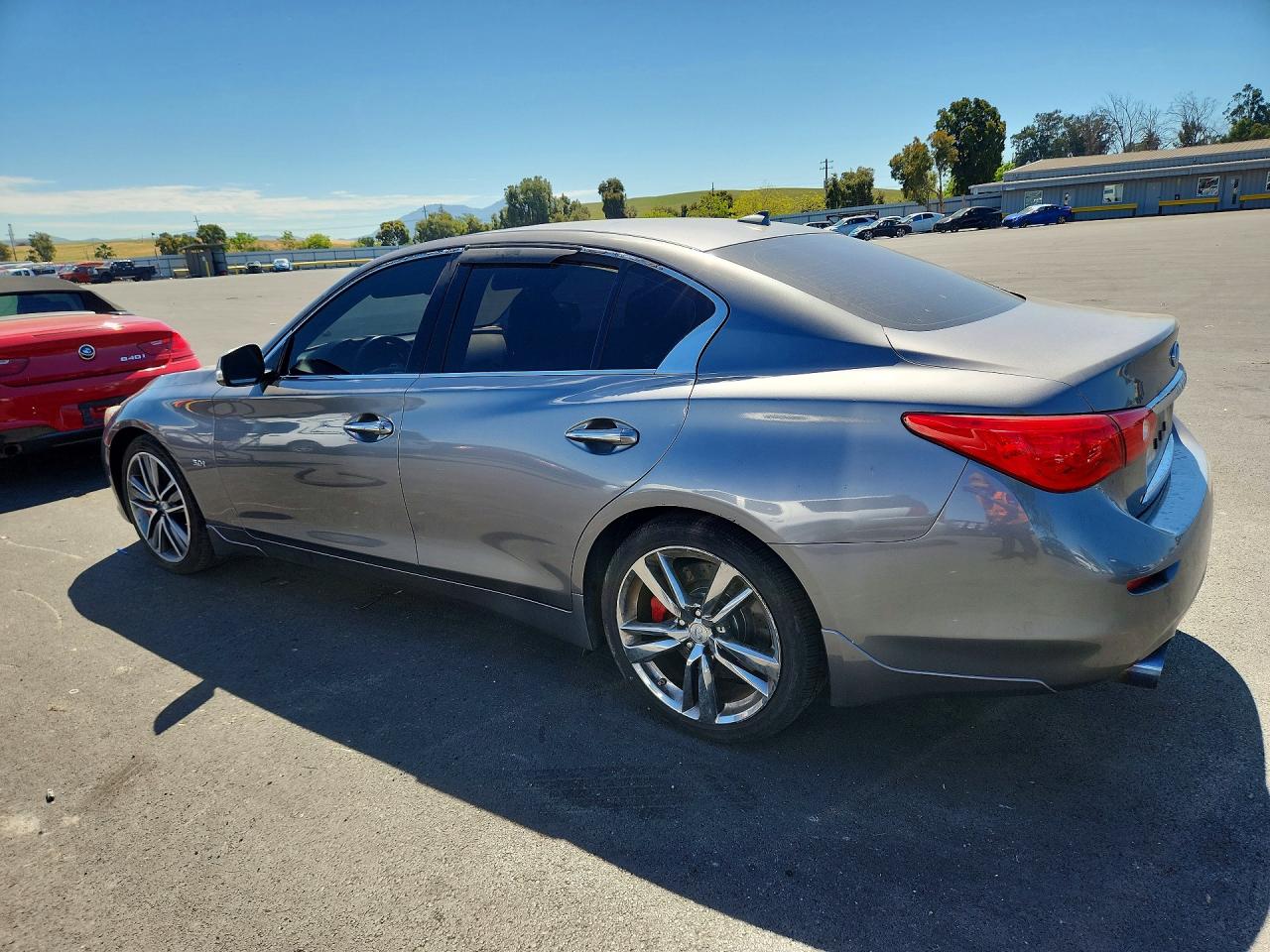 INFINITI Q50 Premium
