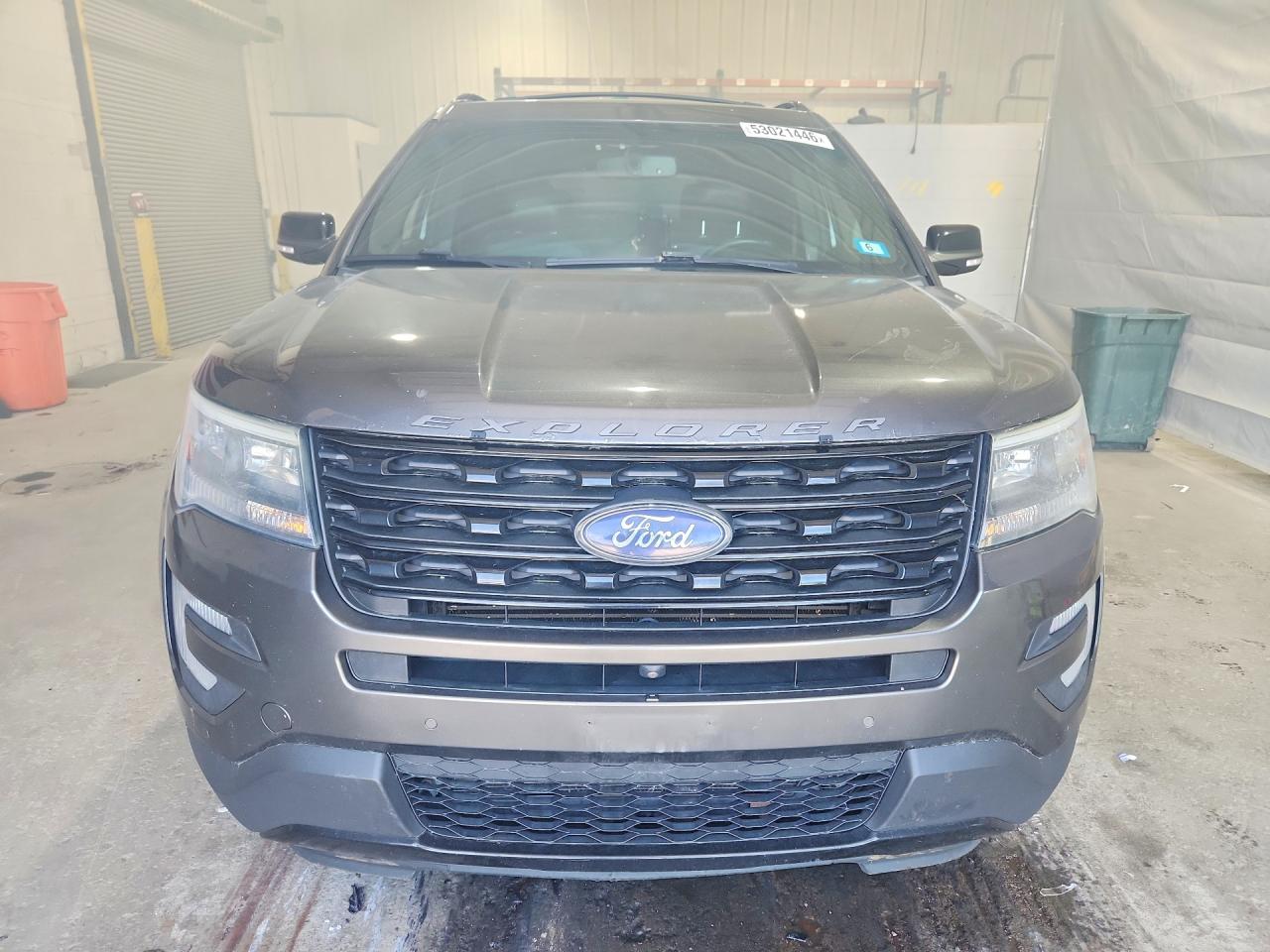 Ford Explorer Sport