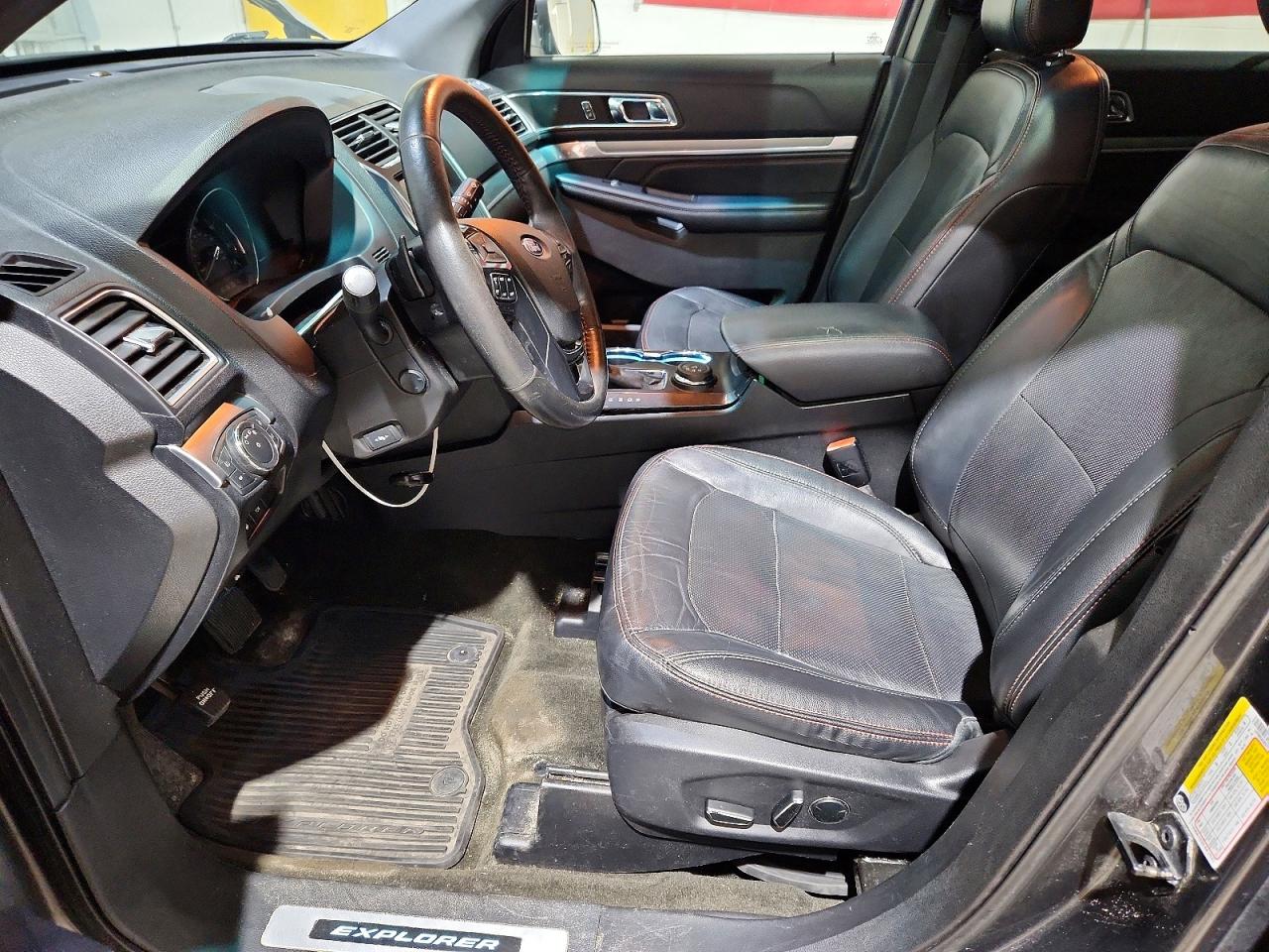 Ford Explorer Sport
