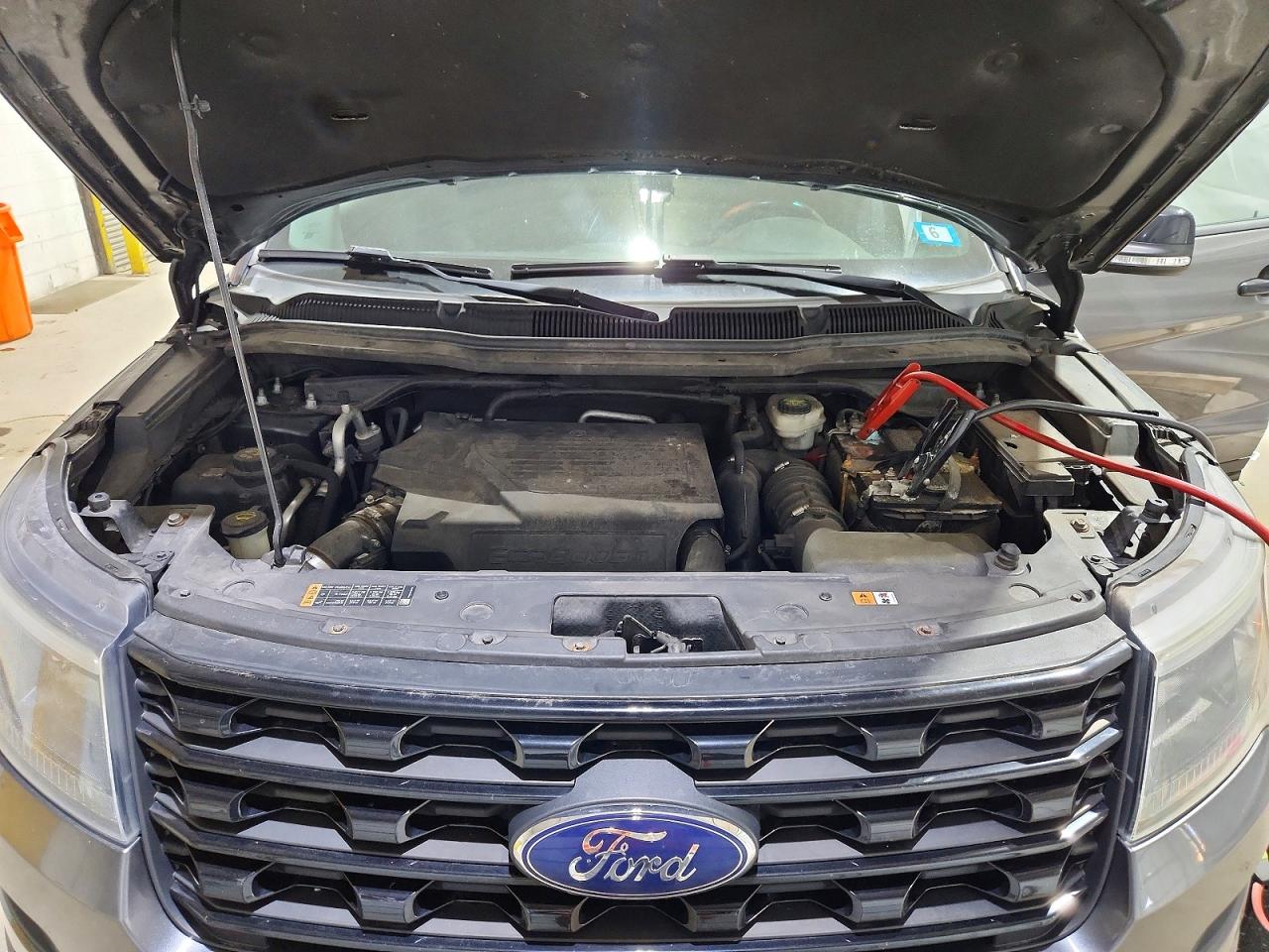 Ford Explorer Sport