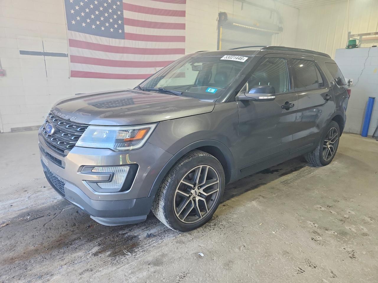 Salvage Ford Explorer Image