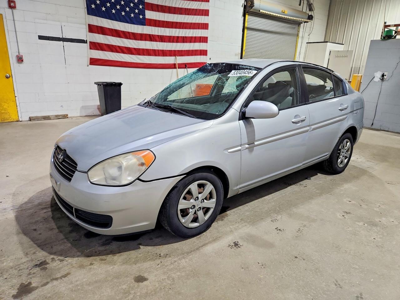 Salvage Hyundai ACCENT Image