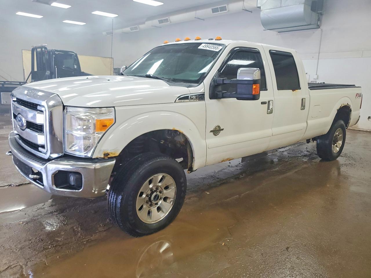 Salvage Ford F-350 Image
