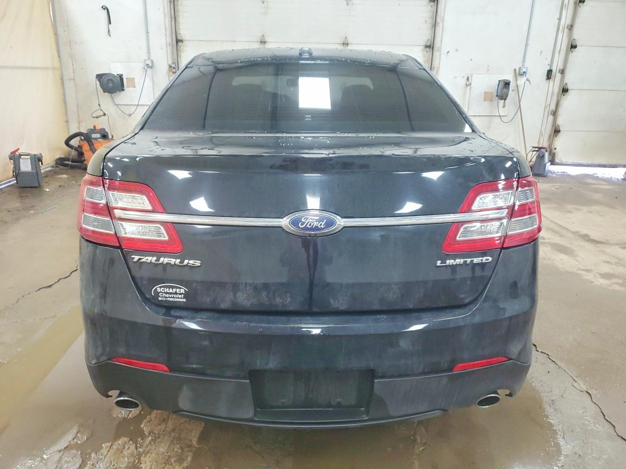 Ford Taurus Limited