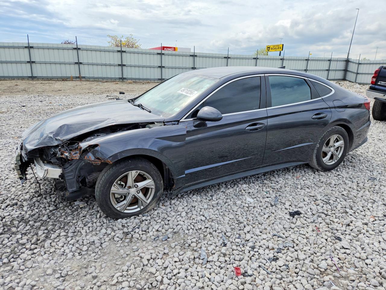 Salvage Hyundai SONATA Image