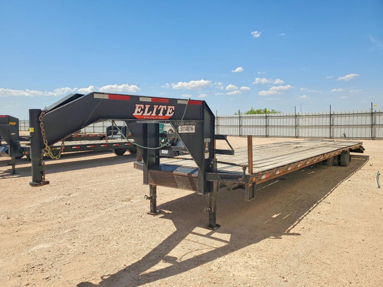 Elite Trailer