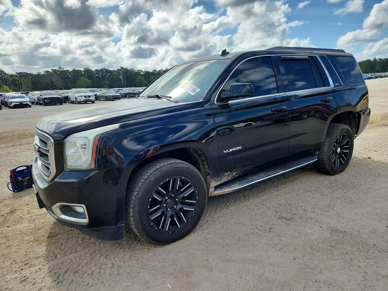 Salvage GMC Yukon Image
