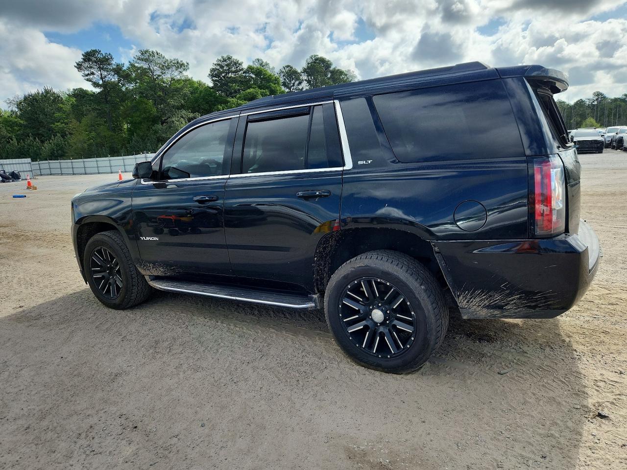 GMC Yukon Slt